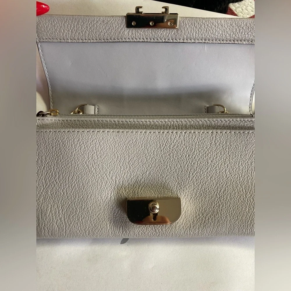Kate Spade Gray Shoulder Bag with Gold Chain - Picture 8 of 11